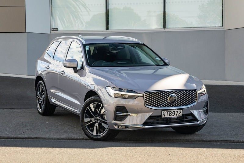 2026 Volvo XC60 B5 AWD Plus