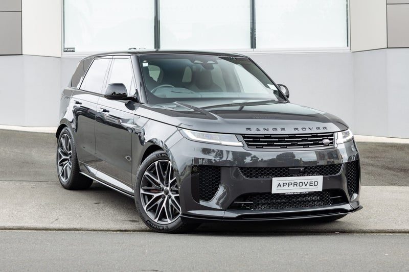 2026 Land Rover Range Rover Sport P635 SV