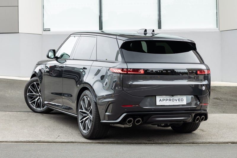 2026 Land Rover Range Rover Sport P635 SV, photo 2