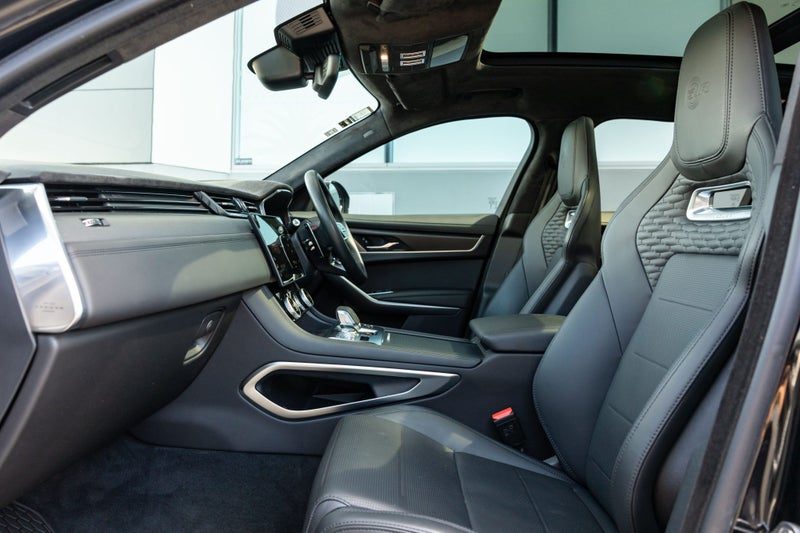 2025 Jaguar F-PACE SVR 575 Edition, photo 3