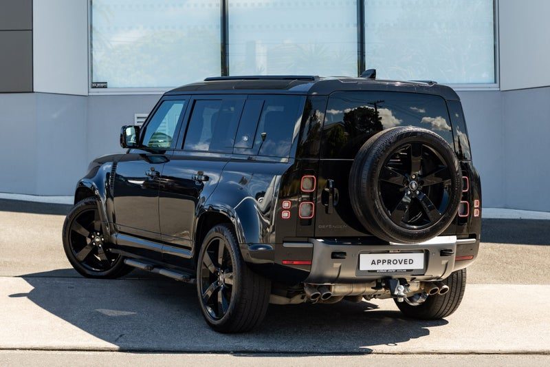 2023 Land Rover Defender 110 V8, photo 2
