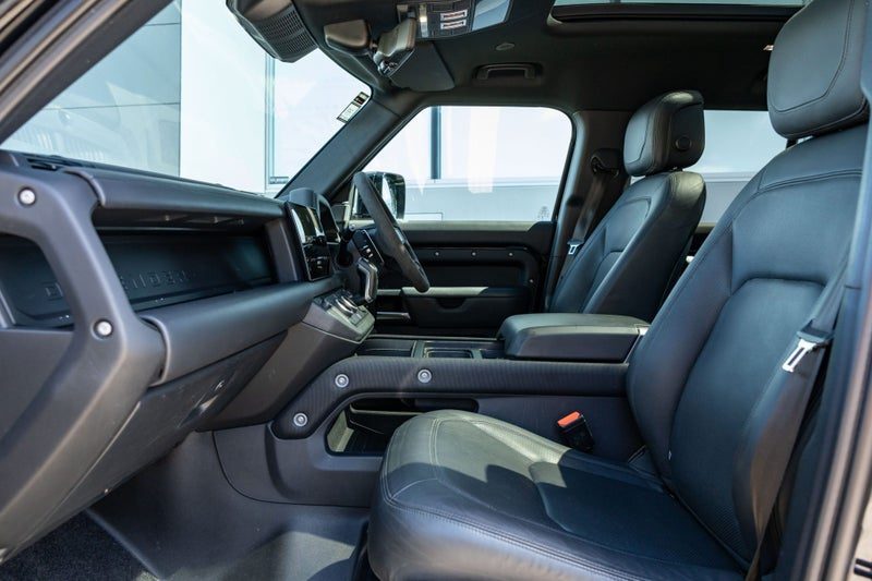 2023 Land Rover Defender 110 V8, photo 3