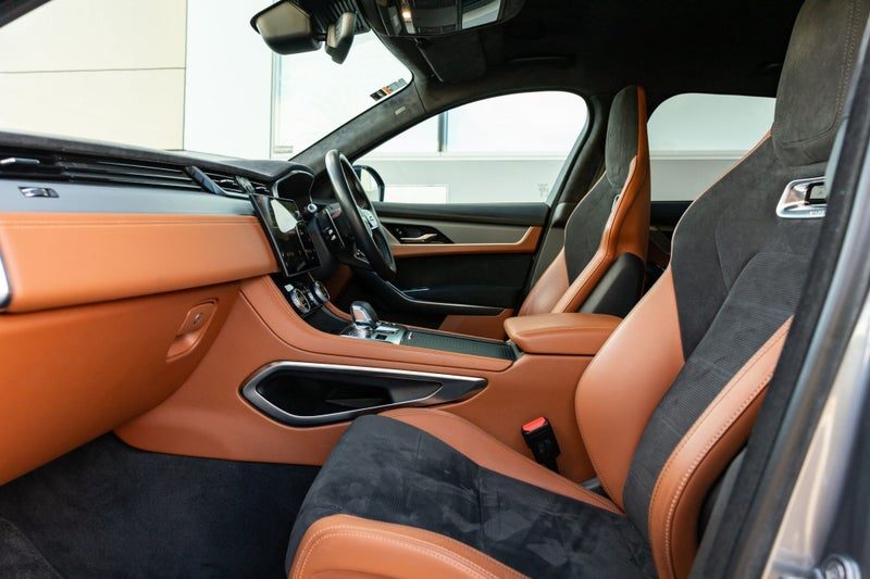 2023 Jaguar F-PACE SVR Supercharged V8, photo 3