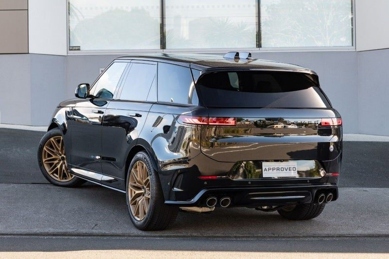 2026 Land Rover Range Rover Sport P635 SV, photo 2