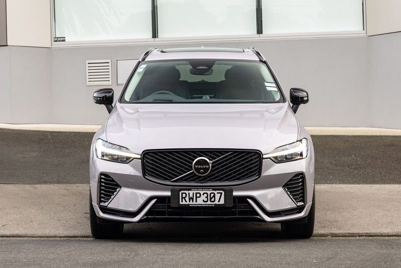2026 Volvo XC60 T8 Ultra Plug-in Hybrid, photo 3