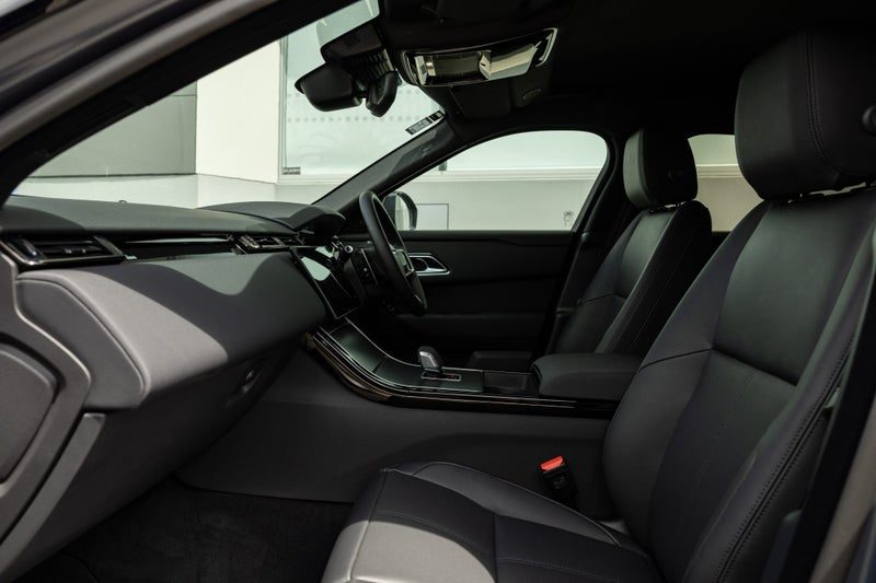 2026 Land Rover Range Rover Velar P250 S, photo 3