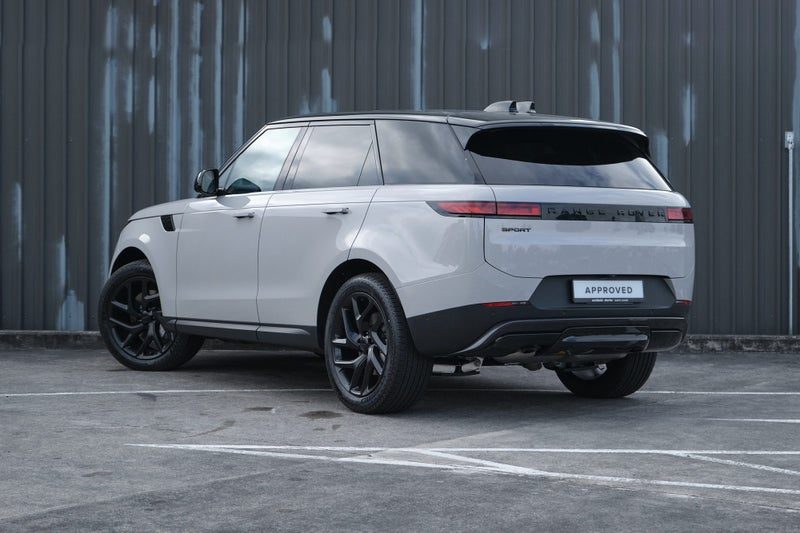 2026 Land Rover Range Rover Sport D250 SE, photo 3