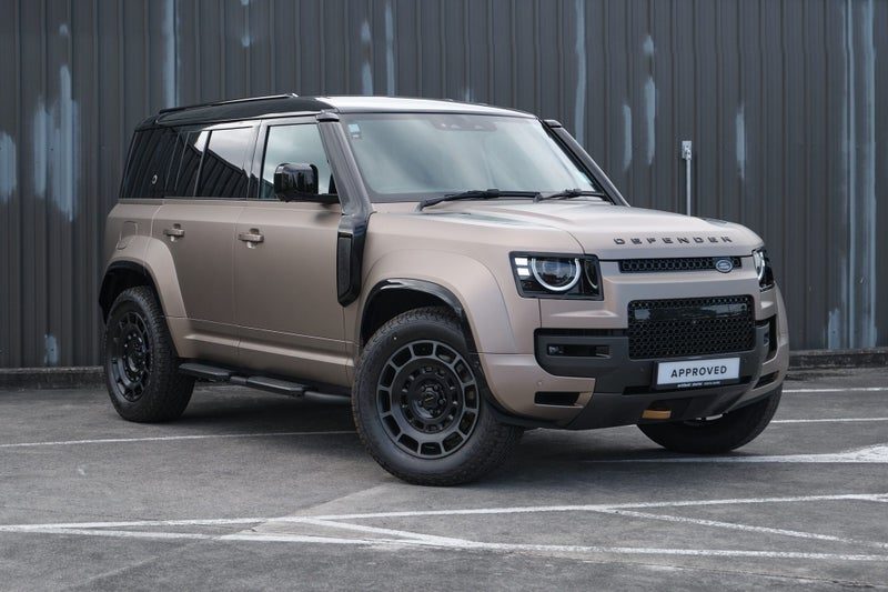 2026 Land Rover Defender 110 P635 OCTA