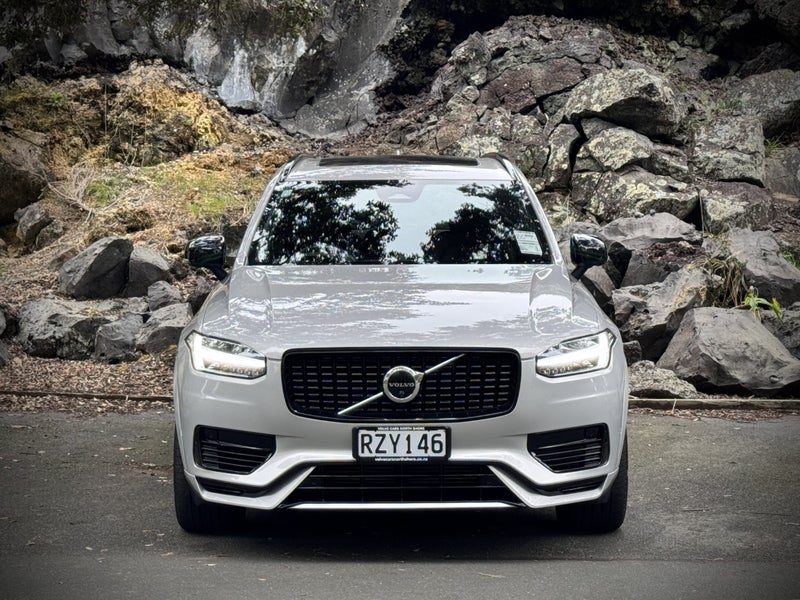2022 Volvo XC90 Ultimate Recharge, photo 2