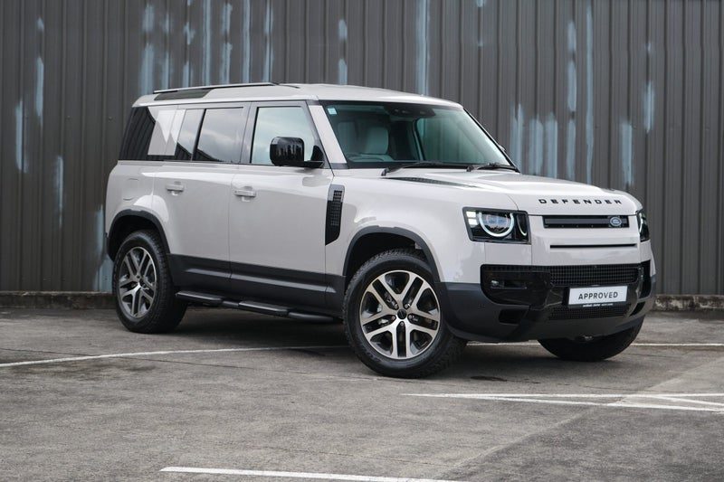 2026 Land Rover Defender 110 D250 S, main photo