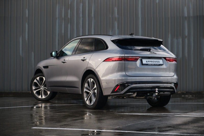 2025 Jaguar F-PACE P250 R-Dynamic SE, photo 2
