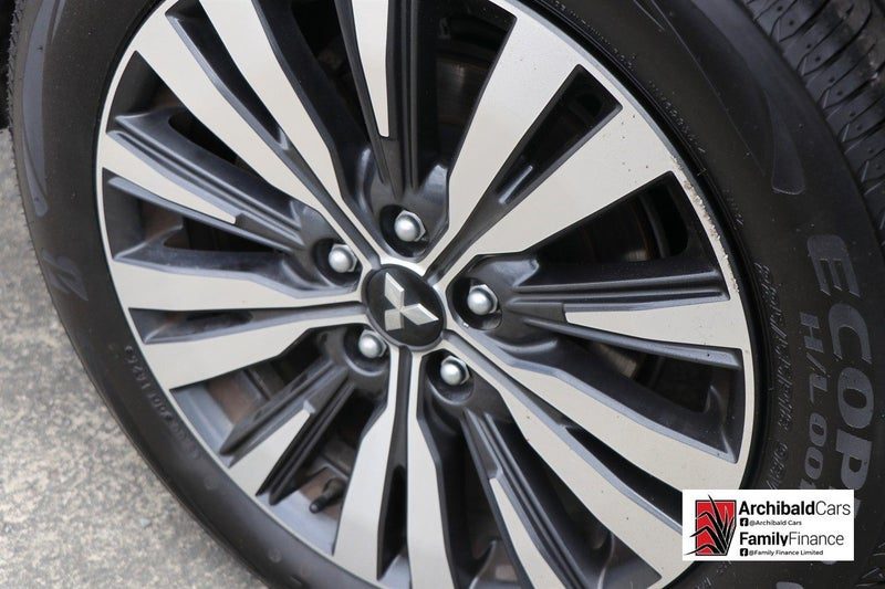 2022 Mitsubishi Outlander LS 2.4P/4WD/CVT, photo 3