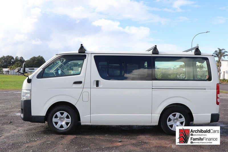 2018 Toyota Regius ACE, photo 3