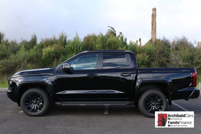 2026 Mitsubishi Triton DC VRX 4WD 6AT 2.4DT, photo 3