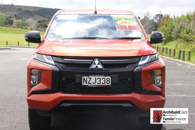 2022 Mitsubishi Triton DC GLSB 4WD 6AT 2.4D, photo 2