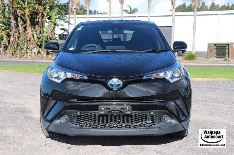 2017 Toyota C-HR, photo 2