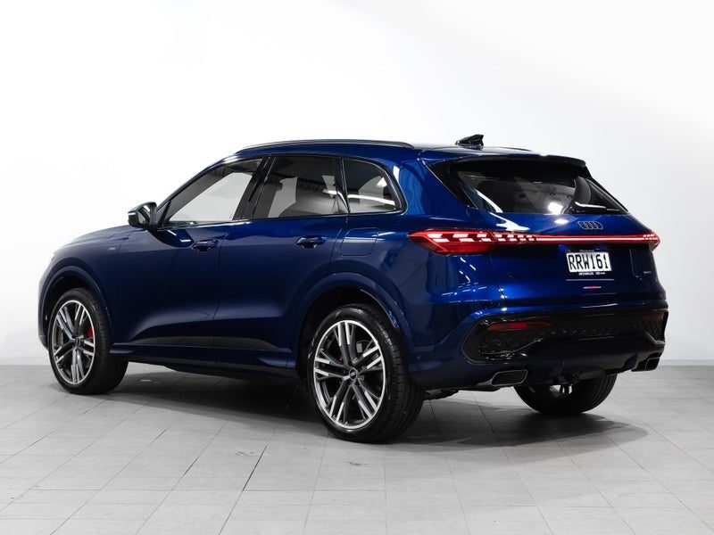 2026 Audi Q5 E-Hybrid 220kW PHEV 4WD, photo 3
