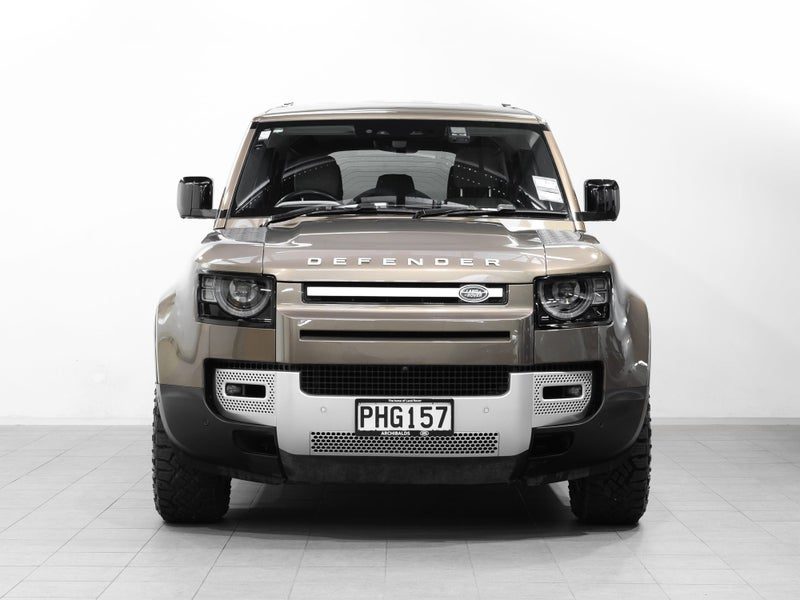 2022 Land Rover Defender 110 D 300 SE, photo 2