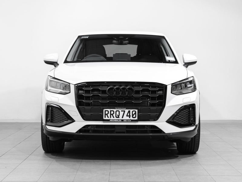 2026 Audi Q2 35 S-Line Petrol Auto, photo 2