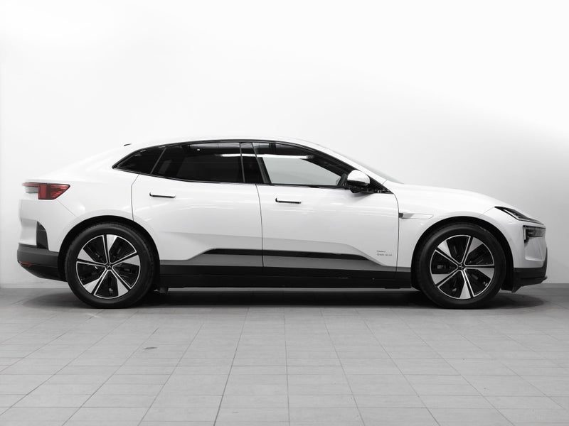 2025 Polestar 4 LRDM 100Kwh EV AWD, photo 2