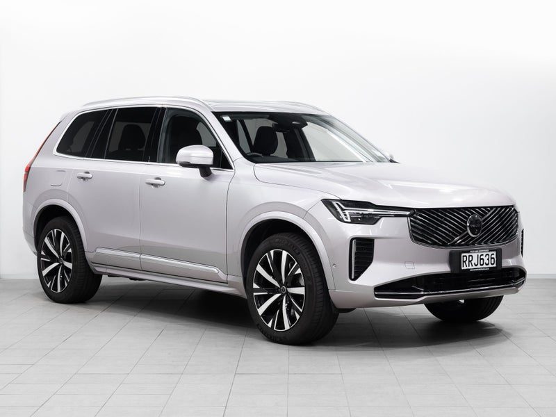 2026 Volvo XC90 B5 AWD Plus
