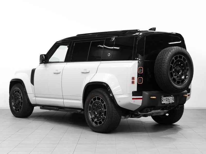 2026 Land Rover Defender OCTA P635 110 V8 Petrol, photo 3
