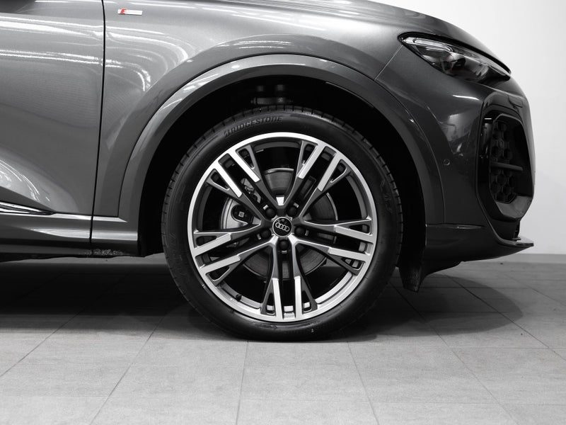 2026 Audi Q5 S-Line 150kW 2L MHEV+ Turbo AWD, photo 3