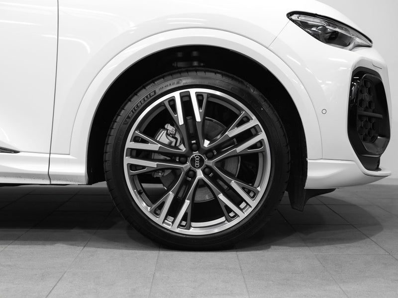 2026 Audi Q5 S-Line 150kW 2L MHEV+ Turbo AWD, photo 3