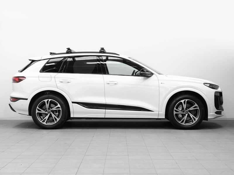 2026 Audi Q6 315kW S-Line E-Tron AWD EV, photo 3