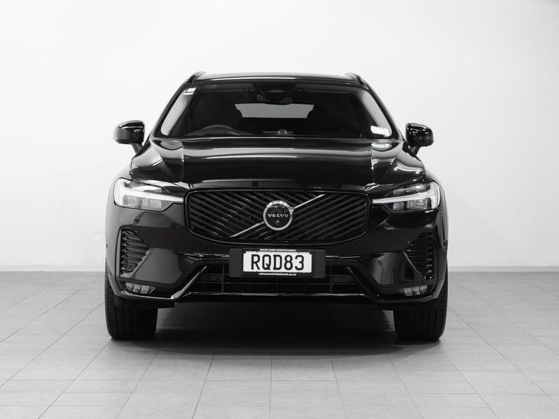 2026 Volvo XC60 B5 Ultra Dark 2L Mild Hybrid AWD, photo 2