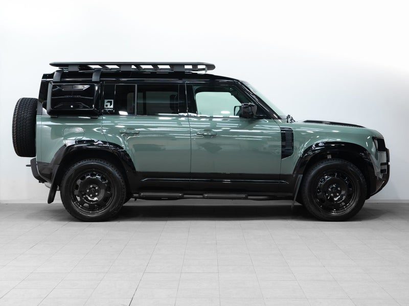 2026 Land Rover Defender 110 D350 Trophy Edition, photo 3