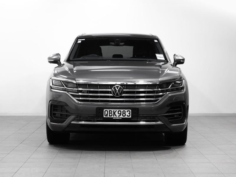2023 Volkswagen Touareg V6s R Line, photo 2