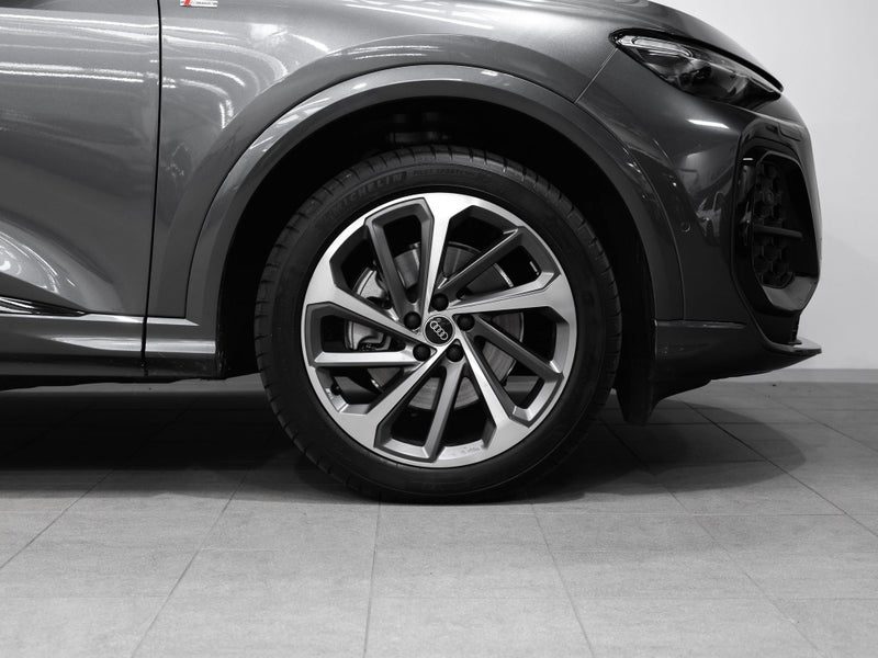 2026 Audi Q5 S-Line 150kW 2L Turbo AWD, photo 3