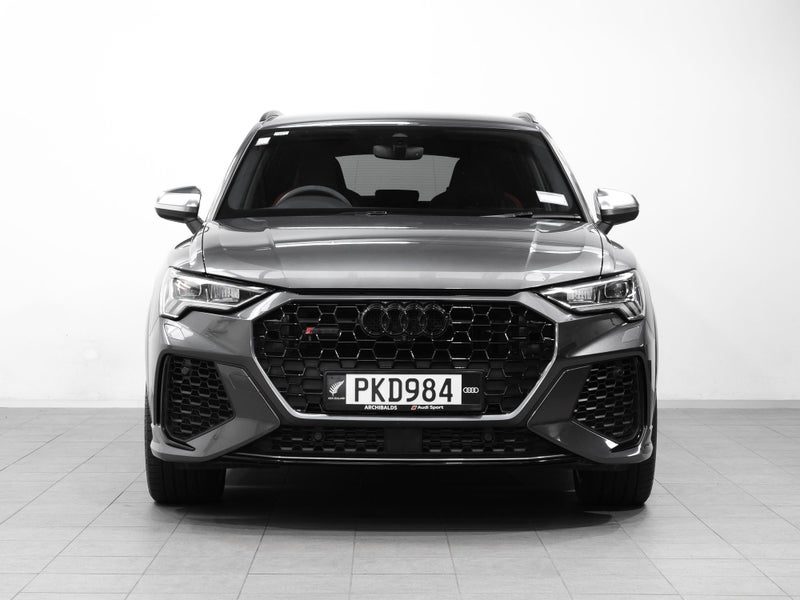 2022 Audi RS Q3 294kW 2.5L Turbo Petrol AWD, photo 2