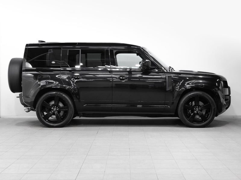 2022 Land Rover Defender 110 P525 Supercharged V8, photo 3