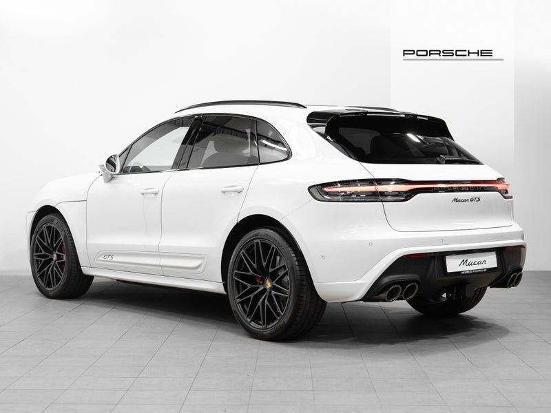2026 Porsche Macan GTS 2.9L Twin Turbo AWD, photo 2