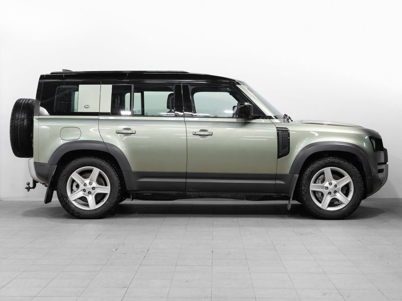 2022 Land Rover Defender 110 D 300 SE, photo 3