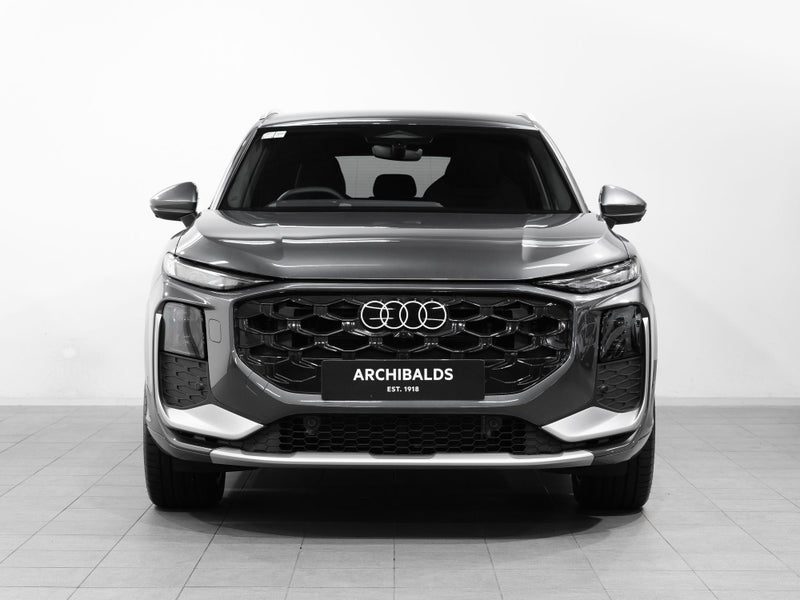 2026 Audi Q3 E-Hybrid 200kW Petrol, photo 2