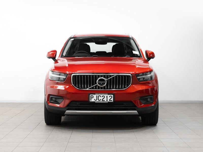 2022 Volvo XC40 T4 Inscription Petrol AWD, photo 2