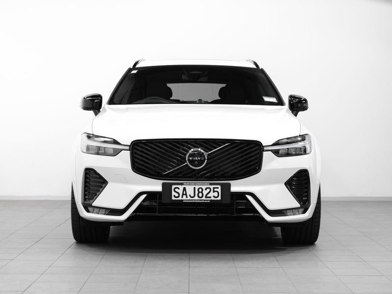 2026 Volvo XC60 B5 Ultra Dark 2L Petrol Hybrid AWD, photo 2
