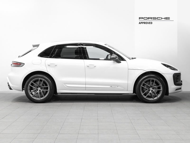 2025 Porsche Macan T 2L Petrol Turbo AWD, photo 3