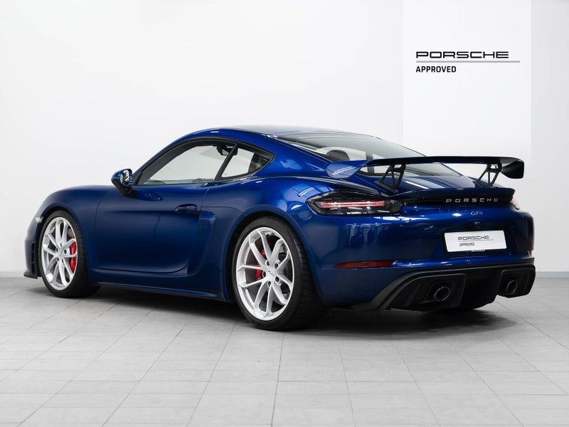 2022 Porsche 718 Cayman GT4, photo 2