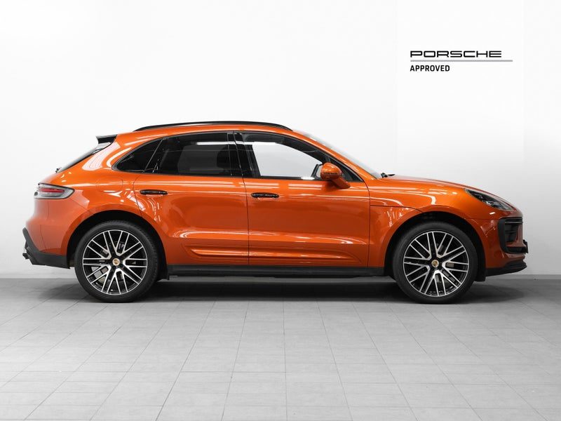 2021 Porsche Macan 2L Turbo AWD, photo 3