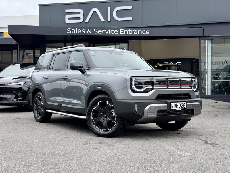 2026 BAIC B30 B30e Premium Adventure Hybrid AWD, main photo
