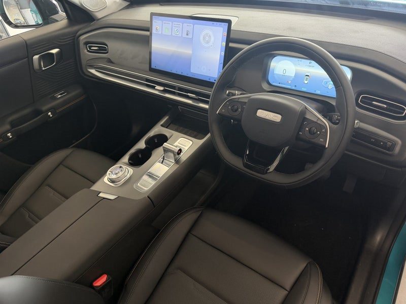 2026 BAIC B30 B30e Premium Adventure Hybrid, photo 2