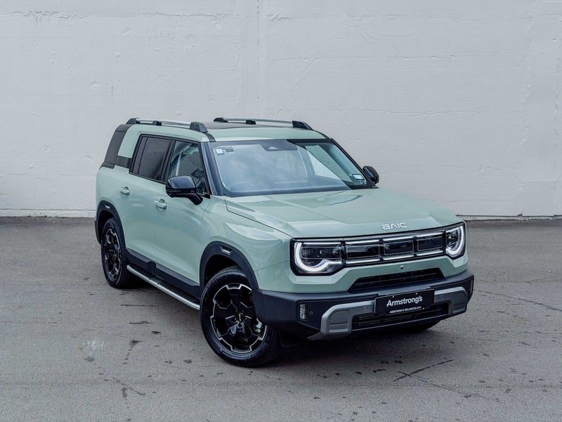 2026 BAIC B30 Premium Adventure Hybrid AWD