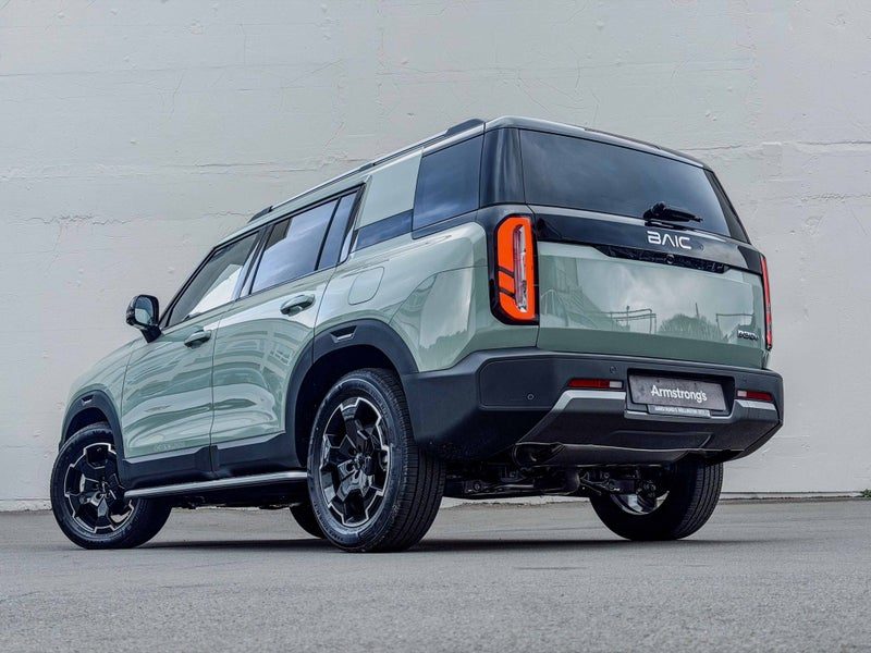 2026 BAIC B30 Premium Adventure Hybrid AWD, photo 3