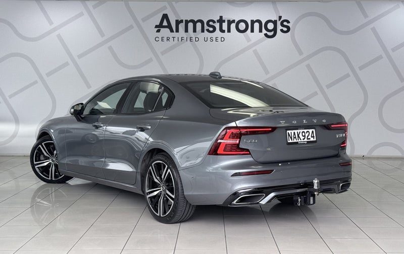 2020 Volvo S60 T5 AWD R-DESIGN 2.0P, photo 2