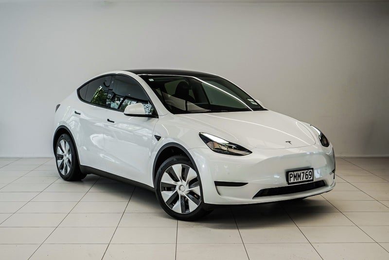 2022 Tesla Model Y Rear Wheel Drive, main photo
