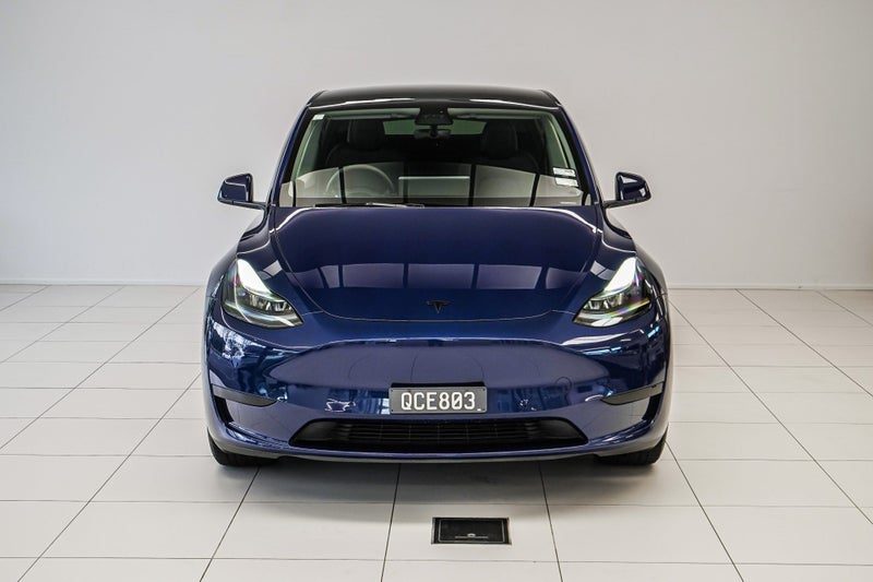 2023 Tesla Model Y Rear Wheel Drive, photo 2